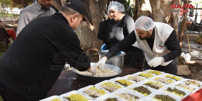 Iniciativa en Tartous brinda comida a 300 familias pobres diariamente