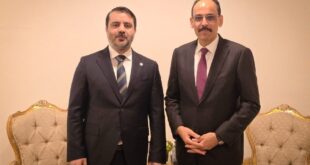 Canciller sirio y jefe de la inteligencia turca se reúnen en Estambul