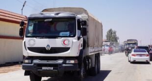 Un convoy de la Media Luna Roja Árabe Siria entra en provincia de Sweida