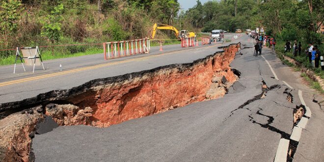 Terremoto de magnitud 6.0 sacude la isla de Célebes en Indonesia