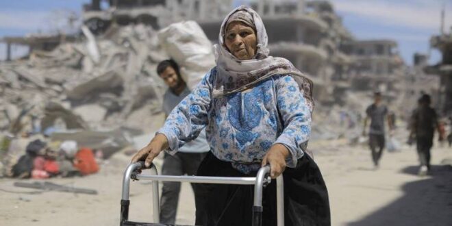 Un millón de mujeres y niñas en Gaza sufren hambruna bajo bloqueo israelí, alerta la UNRWA