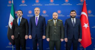 Canciller de Türkiye recibe a su homólogo sirio en Ankara